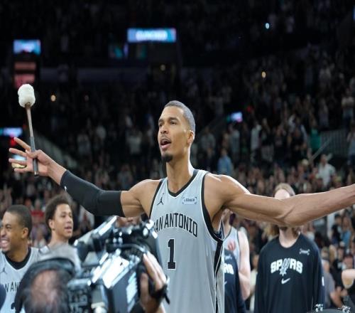 绝杀太阳！轰34+12+3，文班亚马你再打下去，联盟就大结局了