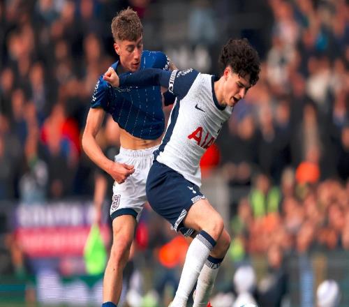 热刺新星恐离队！“赖斯接班人”遭英超3强哄抢，多特率先出手