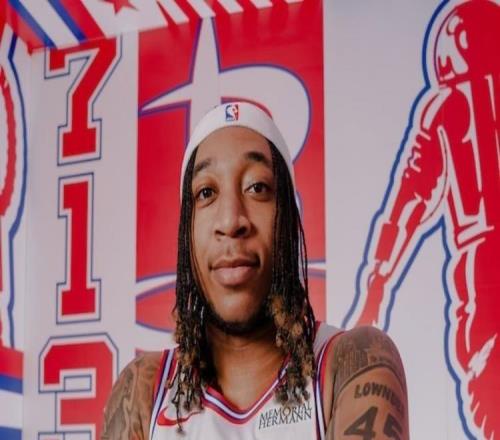 单场3+3+2！火箭队老将太稳，关键数据全场第1，斯通1年308万捡漏