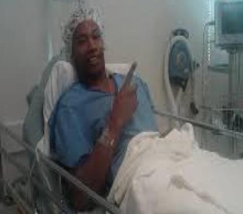 官宣赛季报销！最迟2027年底才回归！哎，复刻15年前医学奇迹吧