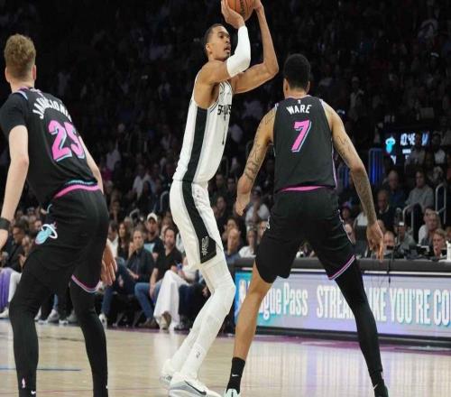 A史密斯：马刺文班亚马完全有资格角逐联盟MVP，我把他排第一