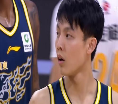 广东宏远今日早报！杜锋深夜发声，徐杰伤情更新，崔永熙王者归来