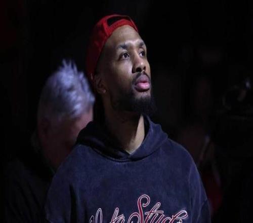 贝弗利语出惊人：利拉德进不了名人堂！没戒指刷再多分也没用！