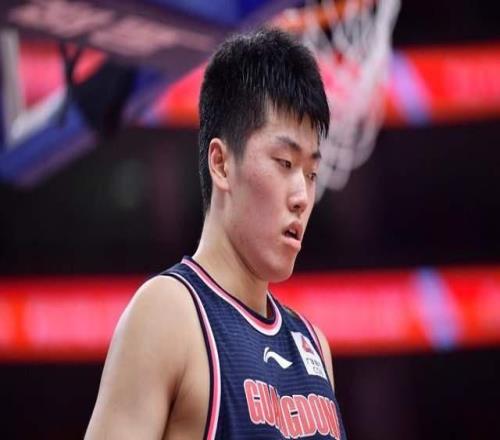 媒体人怒了！公开怼广东教练组，矛头对准一人，杜锋还有啥话讲