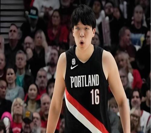 杨瀚森缺席！开拓者爆冷负5连败独行侠状元24分克林根6+17被隔扣