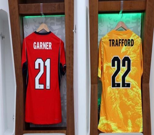 首发出战乌拉圭，特拉福德迎来英格兰成年队首秀