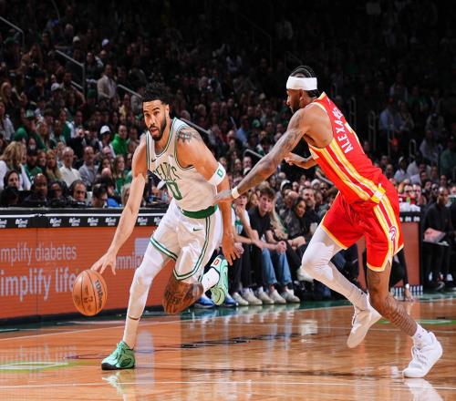 夺冠概率东部第1，残阵擒15战14胜黑马！一人比獭兔26+12+5更该夸