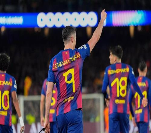 波兰记者：莱万拒绝了芝加哥火焰，下赛季大概率留在巴萨