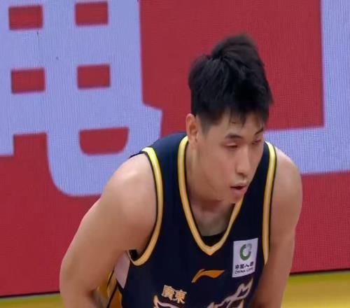 还不下课杜锋清洗所有天赋球员，CBA史上最“烂”广东队诞生！