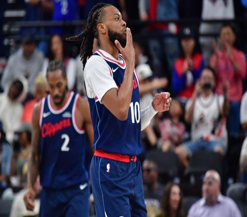 快船消息：裁判报告公布，小卡令人钦佩，战雄鹿出场更新