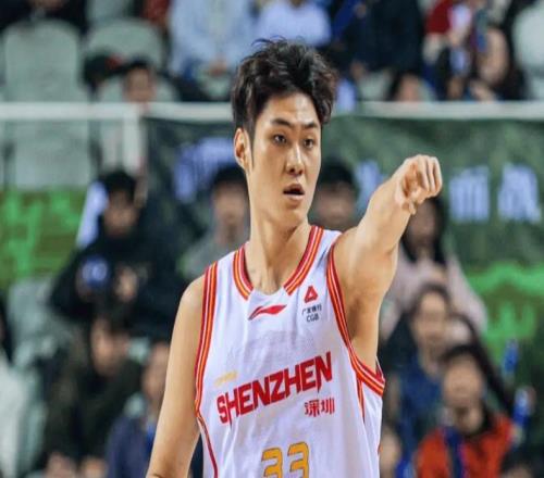 深圳双杀吉林豪取7连胜升第四贺希宁22+4+5王浩然23+5+4