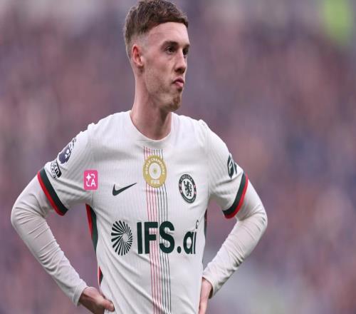 太阳报曼联跟队：帕尔默对切尔西感到失望，他考虑转会曼联