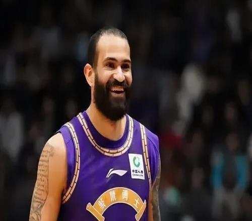 北控终于轻松赢一场了！里勒主导5人上双，防守蜕变，但仍在第13