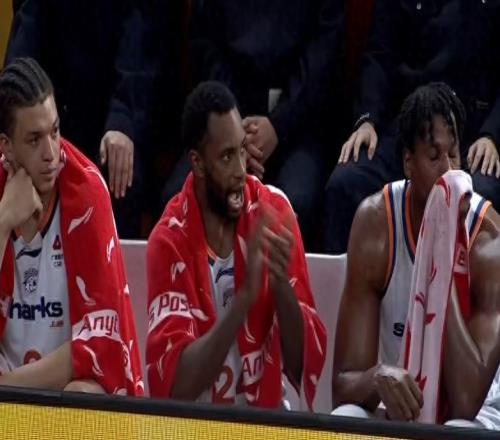 势不可挡！上海男篮豪取13连胜直指总冠军，山西队后悔放走古德温