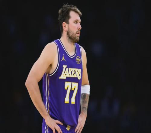 疯狂卡位战打响！湖人死磕前四！勇士又要打附加赛了