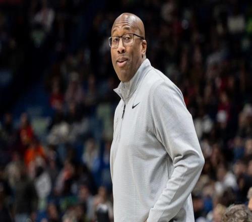 怒喷演戏+狂怼裁判！这罚球数谁看了不憋屈....