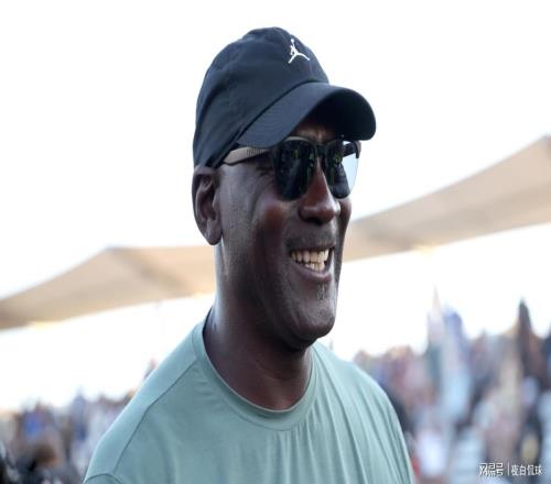 乔丹亲自否认“GOAT论”：篮球里根本没有历史最佳！