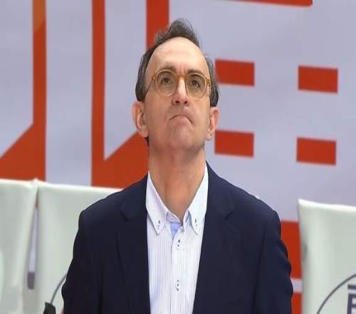 辽宁男篮止住连败，保住前12名，赵继伟14+11复苏，双塔合砍42+19