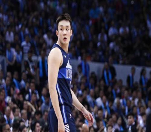 丁彦雨航：想融入NBA一定得会英语NBA球员太卷了真的比不了