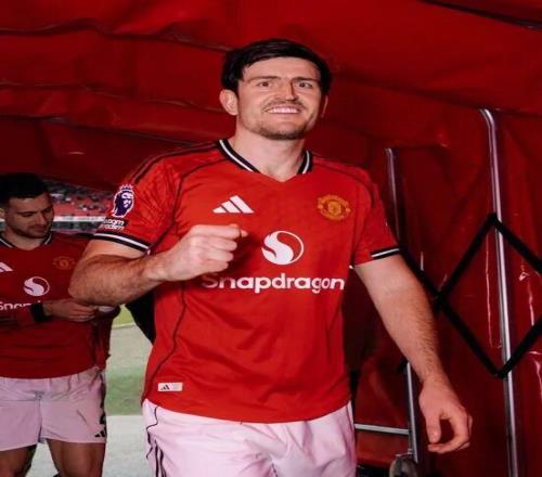 罗马诺宣！曼联1笔伟大的续约，马奎尔留队了