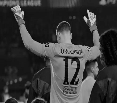 知耻而后勇约恩森将社媒头像换成自己的欧冠比赛照