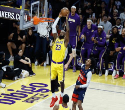 勒布朗三双湖人轻取奇才3连胜里夫斯19+9布朗尼6分