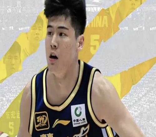 CBA男篮动态更新！广东队vs江苏队，赛前带来广东队徐杰、陈家政、杜峰以及江苏队庞峥麟最新消息
