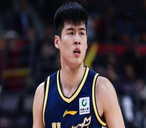 超北京升第三！广东6人上双逆转徐杰爆发萨林杰14+15+9追平名宿