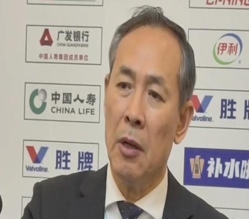 许利民:想把自己对篮球的体会传递给年轻人,看到球队的变化很高兴