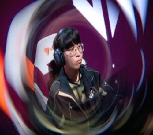 Kiin：相较于历史最强上单头衔，更喜欢被称为最可怕的选手