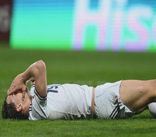 从四星荣耀到连续三届缺席：意大利足球的“慢性死亡”绝非偶然！