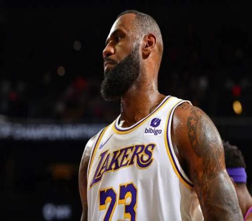 “乔丹接班人”是个高危职业，只有他活成了神