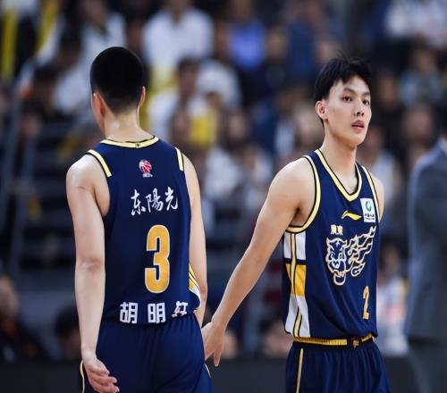 广东迎来两连胜，赛后4个好消息和2个坏消息，对阵卫冕冠军有戏