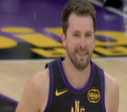 5中5！隔扣全明星中锋！湖人又杀出一个奇兵