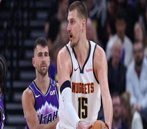 又轰15+17+12，历史中锋第一人！率队7连胜甩开火箭剑指MVP+冠军