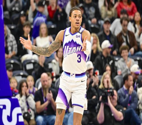 火箭对阵爵士前瞻再遇摆烂的福利局火箭还有阴沟里翻船的可能吗