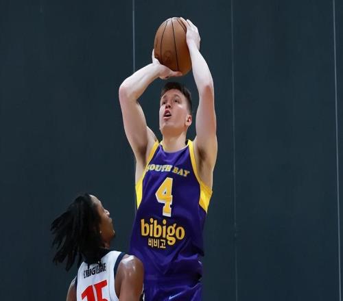 在NBA发展联盟赛场都缺乏自信！湖人侧翼新星是真的彻底没救了