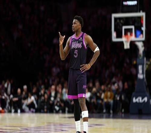 官方：爱德华兹缺席今日比赛无缘本赛季各类奖项评选资格