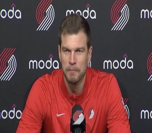 斯普利特：重点强调了身体对抗，卡马拉是我们防守体系的关键