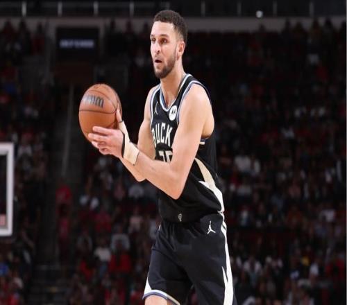 面对火箭打出生涯新高，雄鹿锋线新星这下在NBA赛场站稳脚跟了