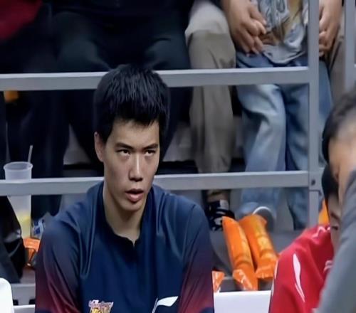 广东男篮今日动态更新！陈老板全力支持，朱总极限操作，焦泊乔赛季报销