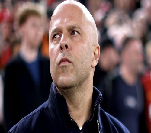 卡拉格：若阿隆索不在赋闲状态，红军可能会给斯洛特更多时间