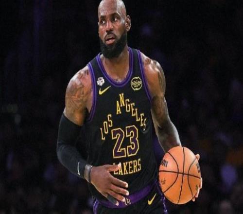 正负值37生涯第二低，詹姆斯7中3&三分4中1取13分6板2助