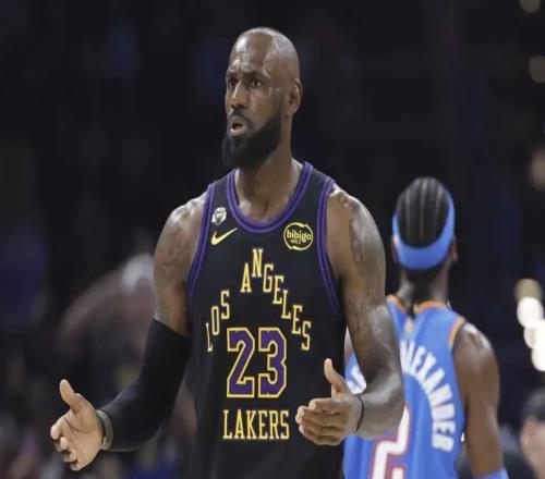 詹姆斯：缺少领袖东契奇球队会受到考验，但不会动摇我们团结一致