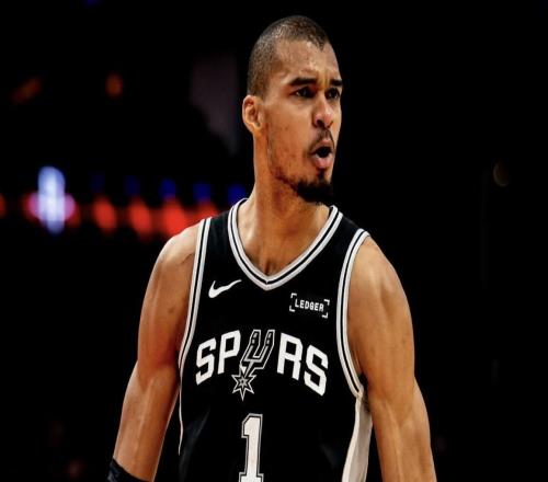 文班亚马缺战快船，评奖缺席额度仅剩2场