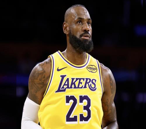 30投19中！抱歉詹姆斯：你从历史第二变成了历史第三