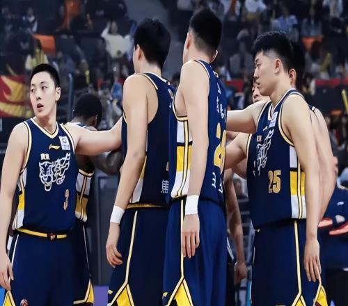 CBA4月4日焦点战！CCTV5+直播广东PK残阵广厦，深圳冲击9连胜