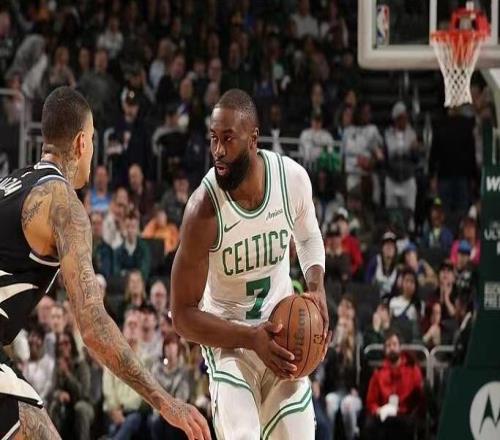 11战9胜!绿军32分大胜雄鹿塔图姆23+11+9布朗26分