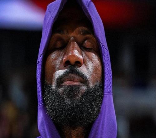 里夫斯腹斜肌二级损伤!专家透露治疗方案:41岁詹皇单核季后赛