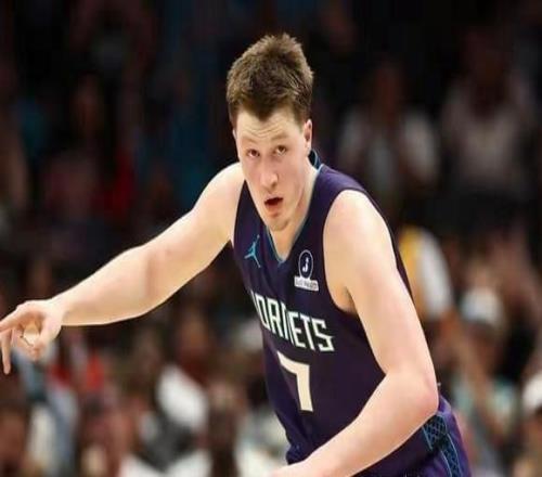 夏洛特黄蜂主场129108大胜印第安纳步行者西亚卡姆30分